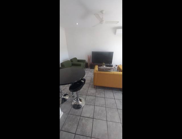 2 BEDROOM APARTMENT FOR SALE IN SHELLY BEACH